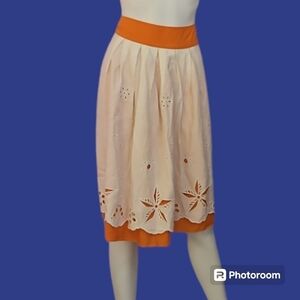 VTG AZWELL Retro Pioneer Floral Cutout Tie Back Linen Apron Colonial Skirt